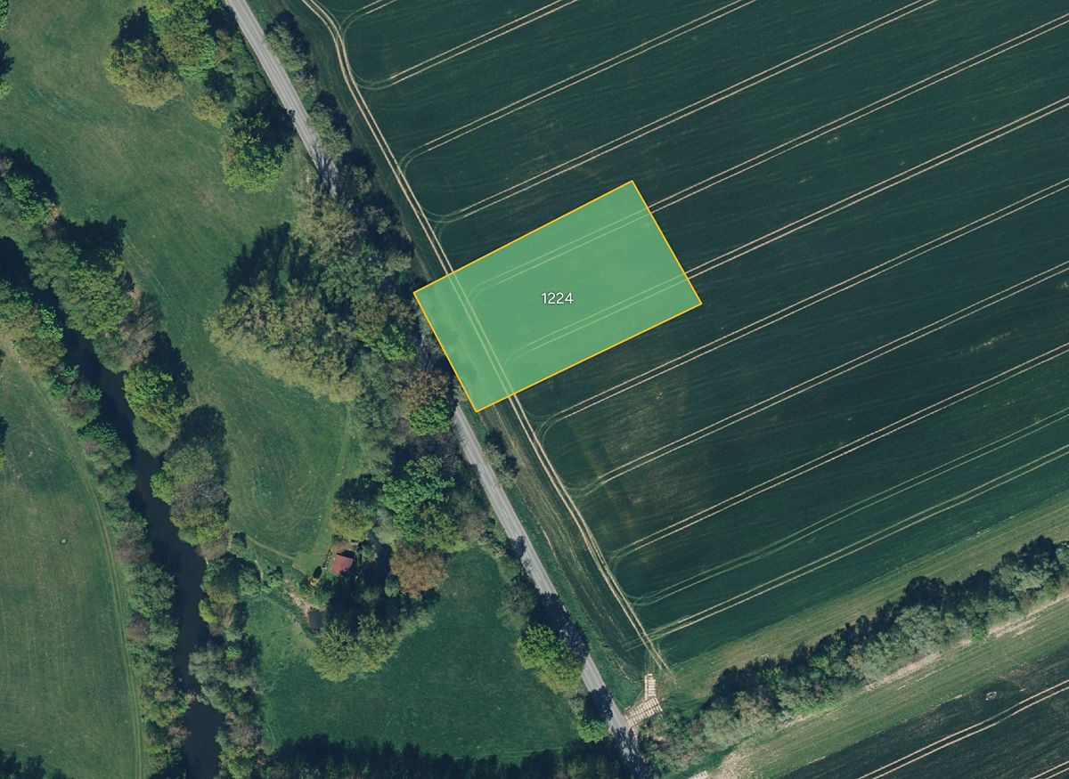 Prodej pole 8046 m²