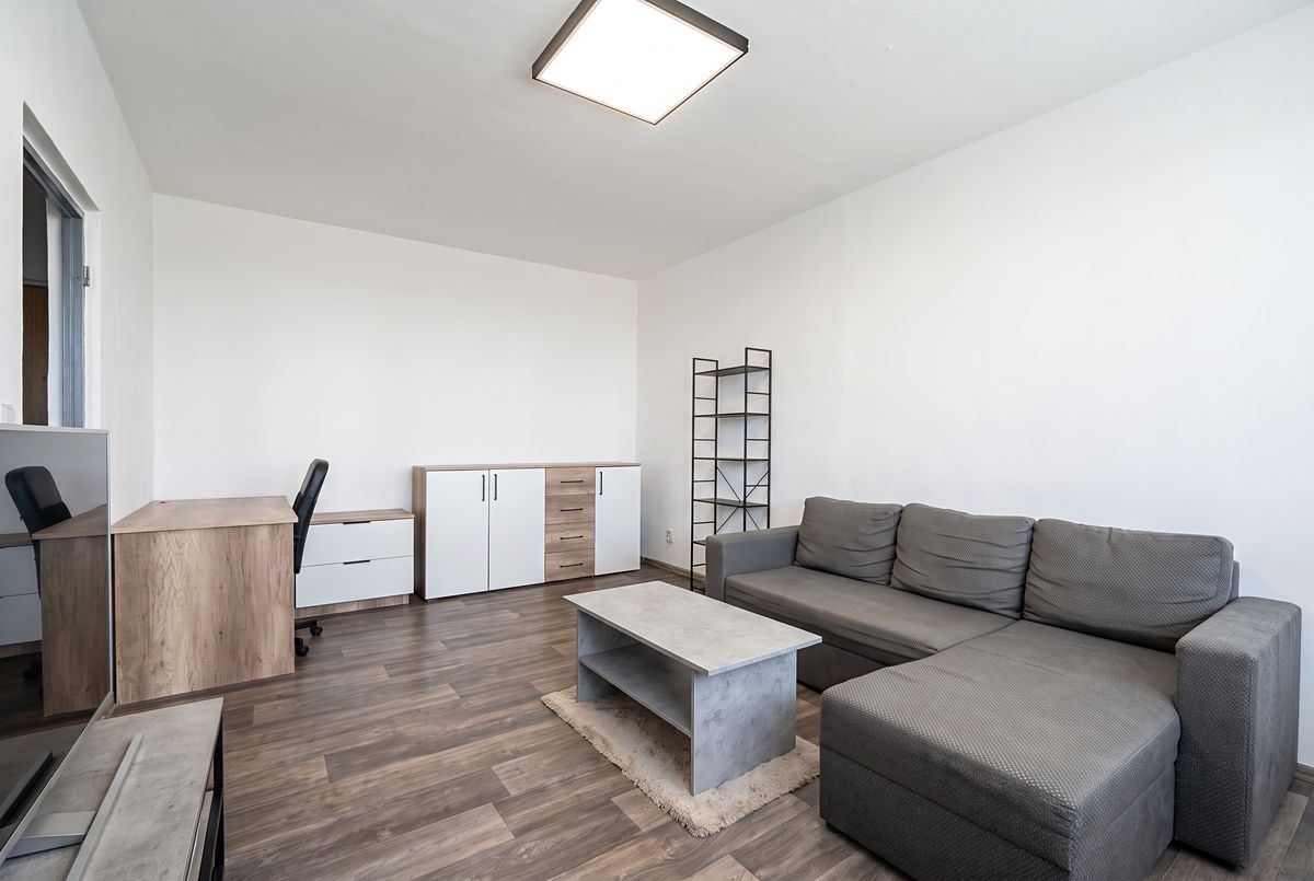 Pronájem bytu 1+1 34 m² – fotografie 4