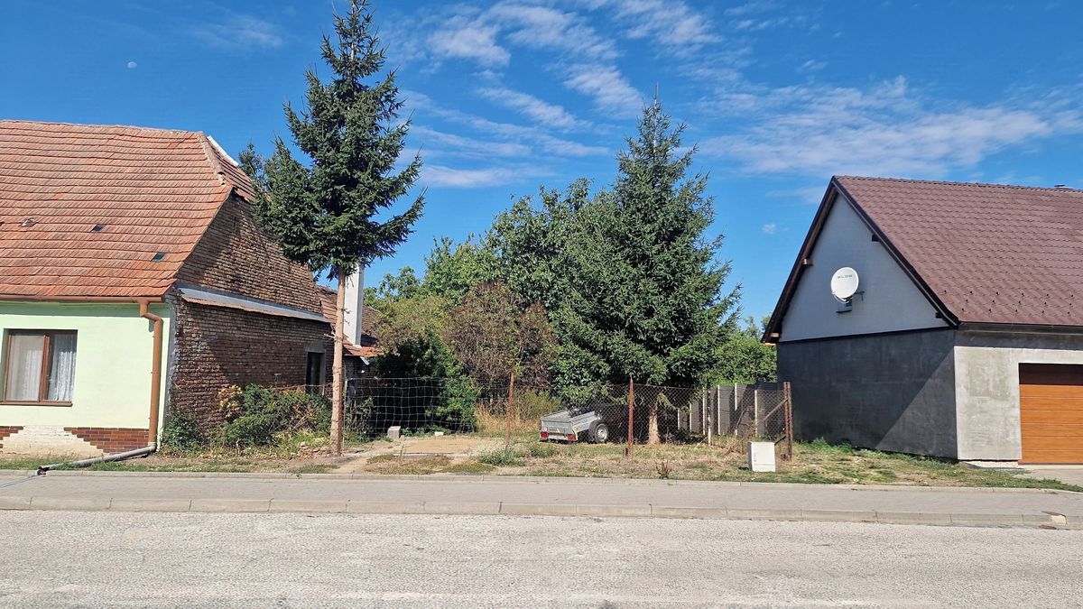 Prodej stavebního pozemku 994 m²