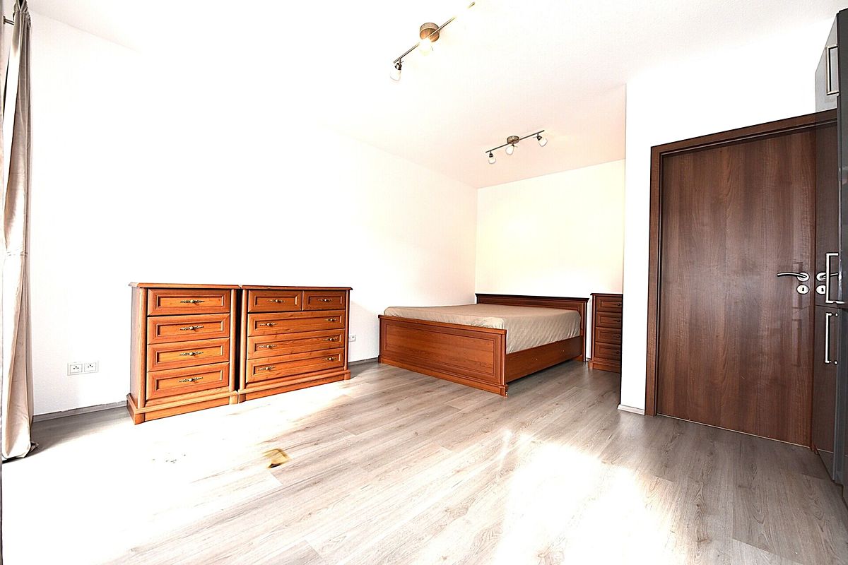 Pronájem bytu 1+kk 37 m² – fotografie 5