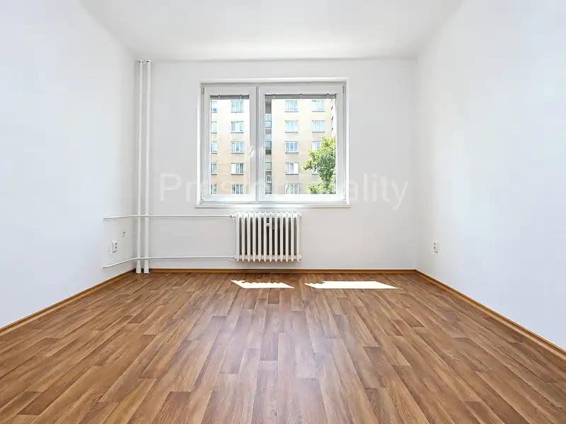 Pronájem bytu 2+1 50 m², Pardubice – náhled fotky 1