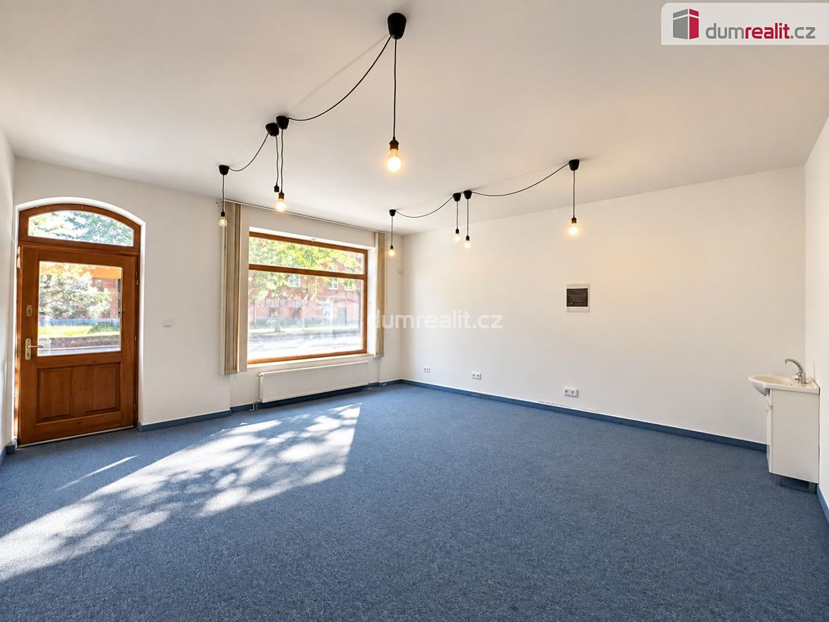 Pronájem kanceláře 36 m² – fotografie 3