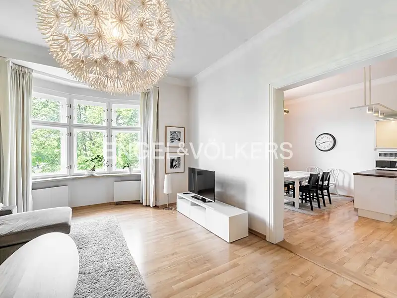 Pronájem bytu 3+1 108 m², Praha – náhled fotky 2