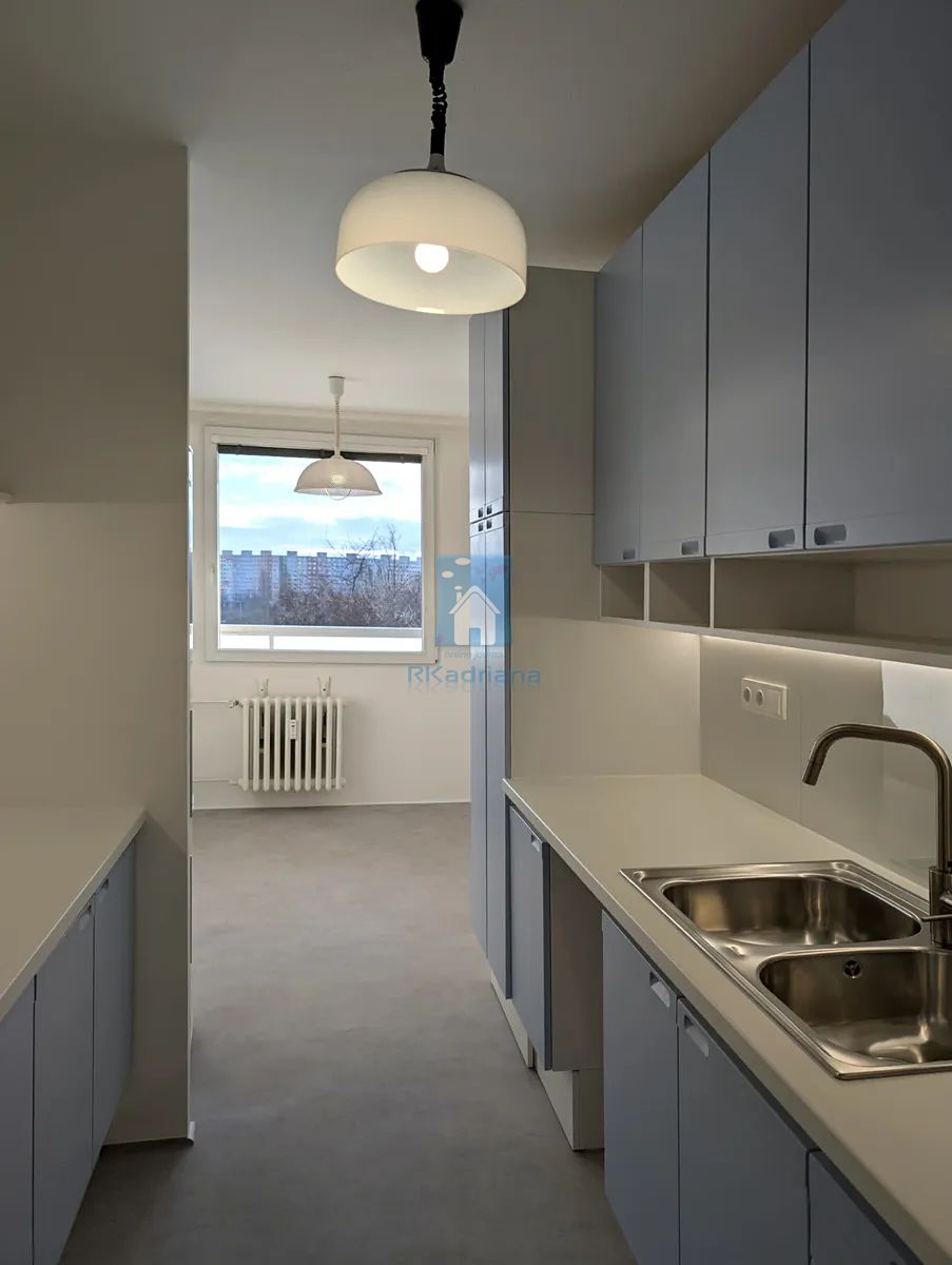 Pronájem bytu 4+1 107 m² – fotografie 4