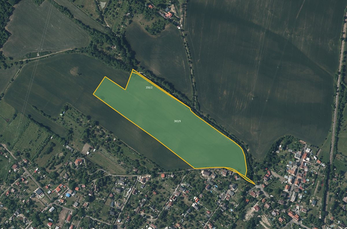 Prodej pole 47593 m²