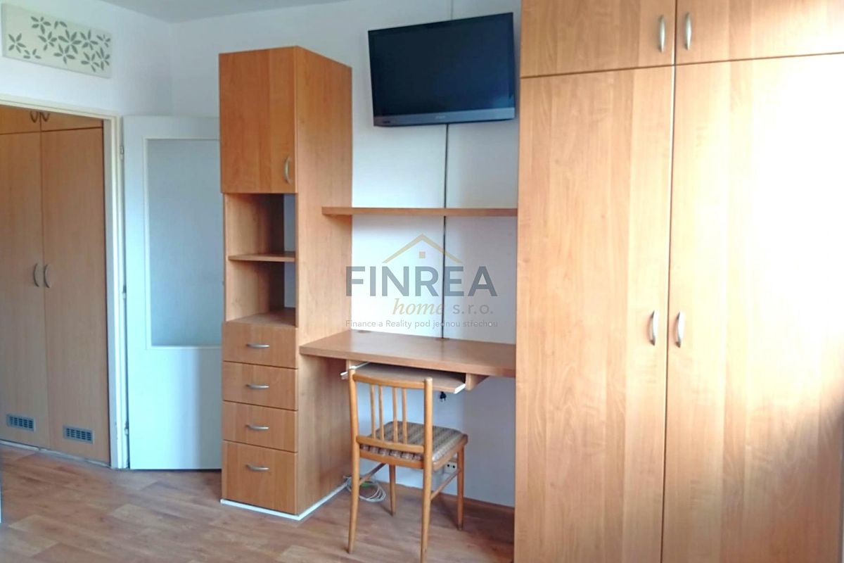 Pronájem bytu 1+kk 19 m² – fotografie 4