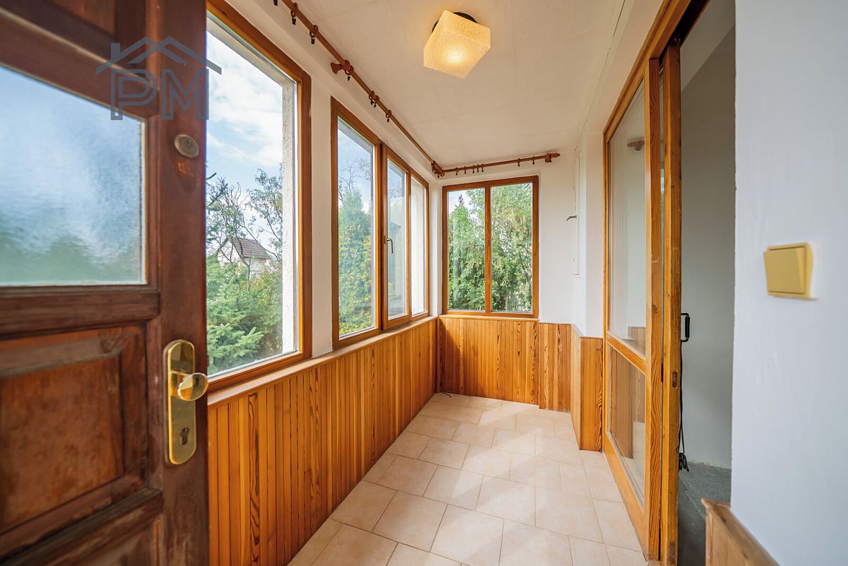 Prodej rodinného domu 244 m², pozemek 1993 m² – fotografie 3