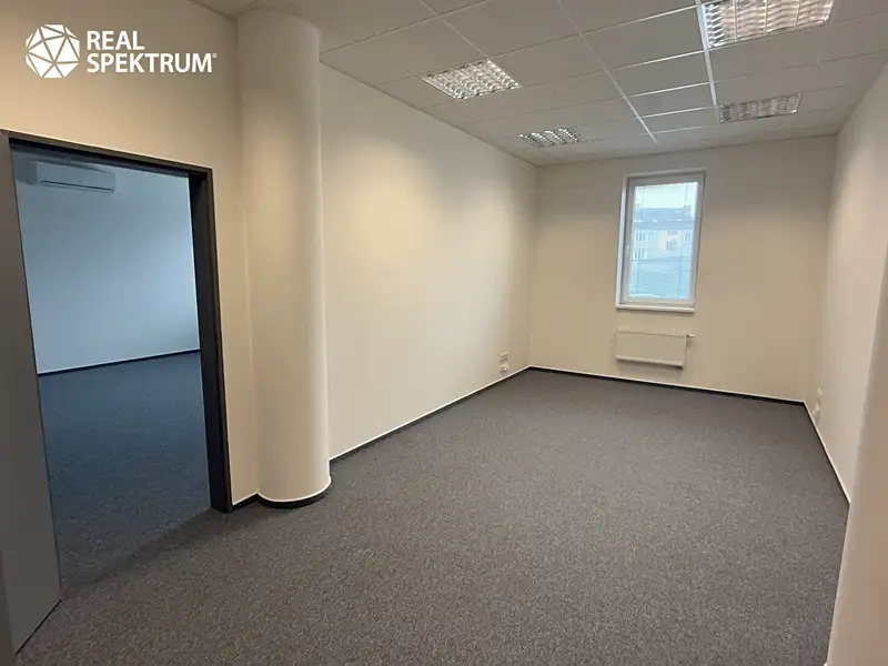 Pronájem kanceláře 17 m², Brno – náhled fotky 1