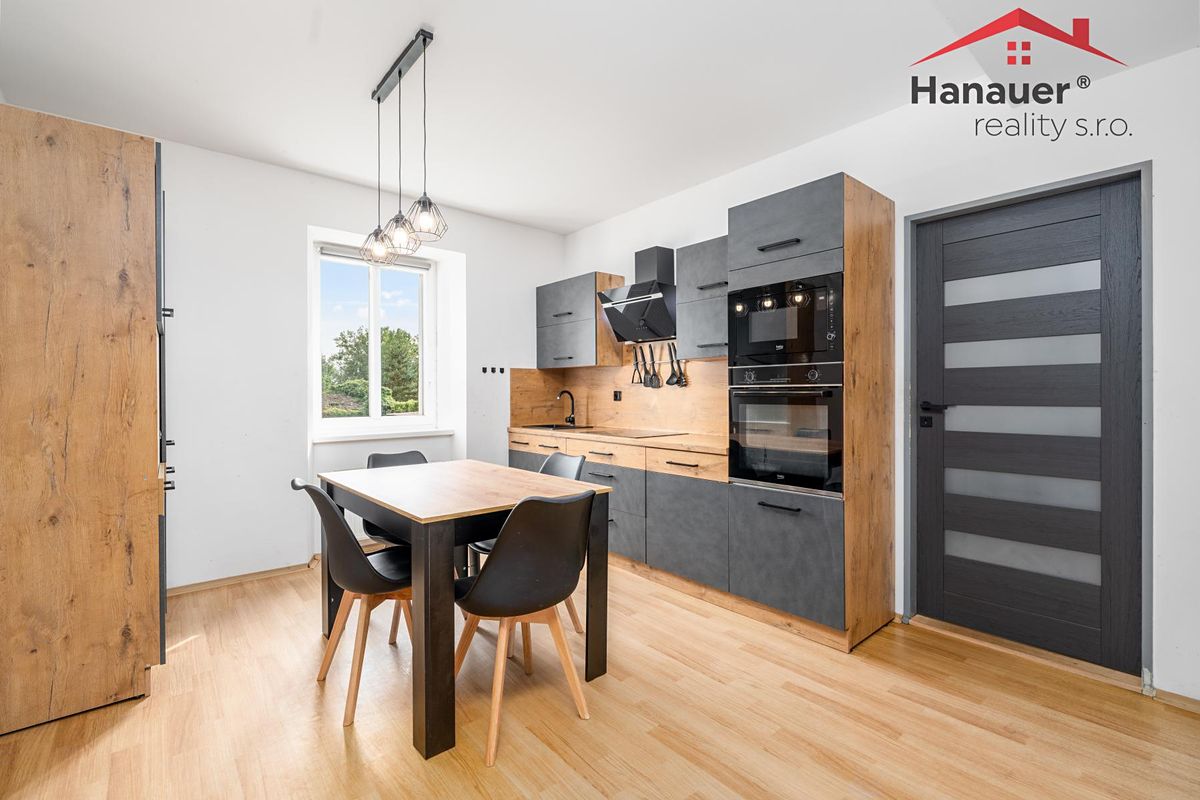 Prodej činžovního domu 487 m² – fotografie 3