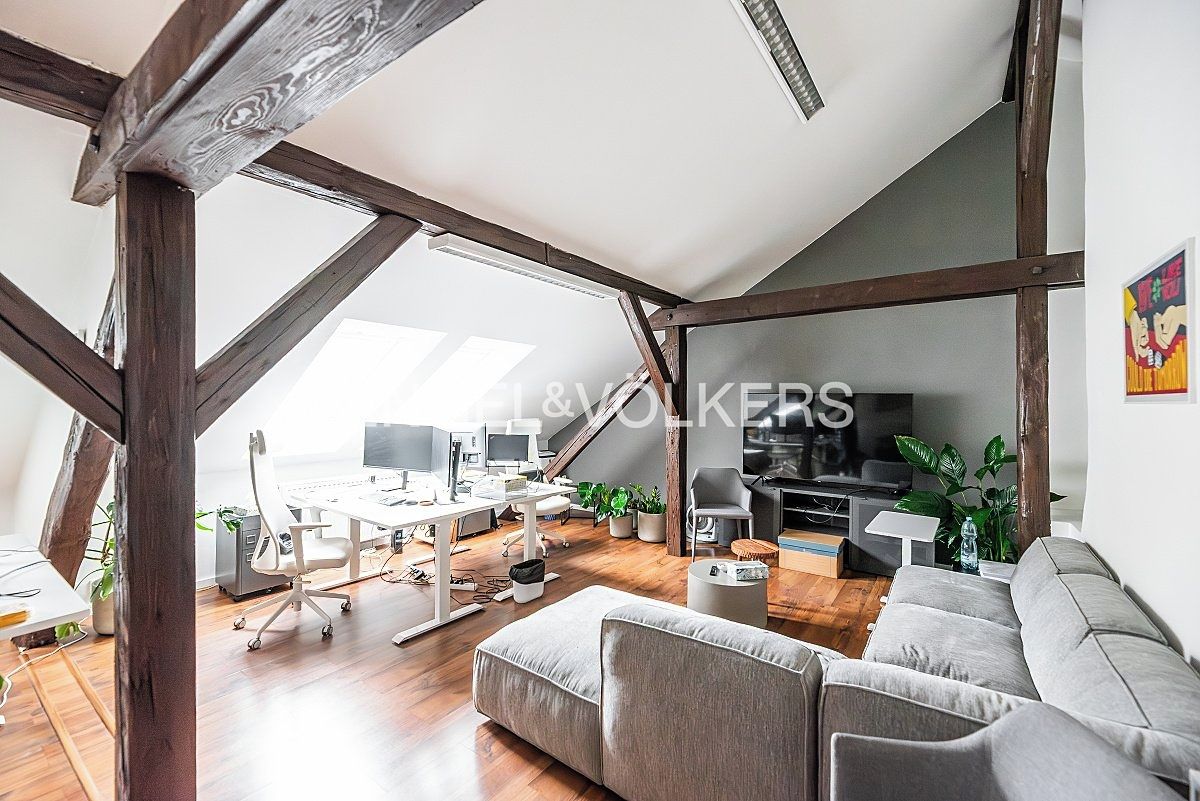 Pronájem kanceláře 93 m²