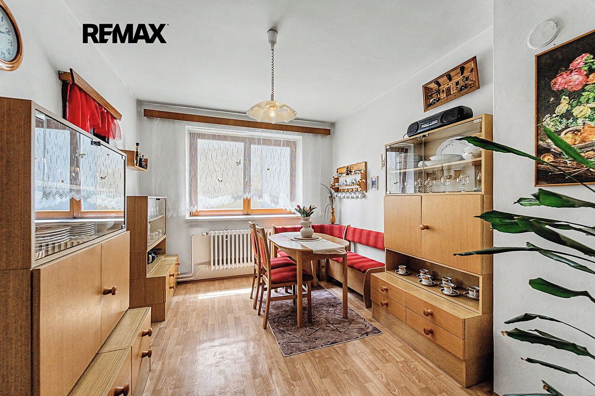 Prodej rodinného domu 115 m², pozemek 430 m² – fotografie 3