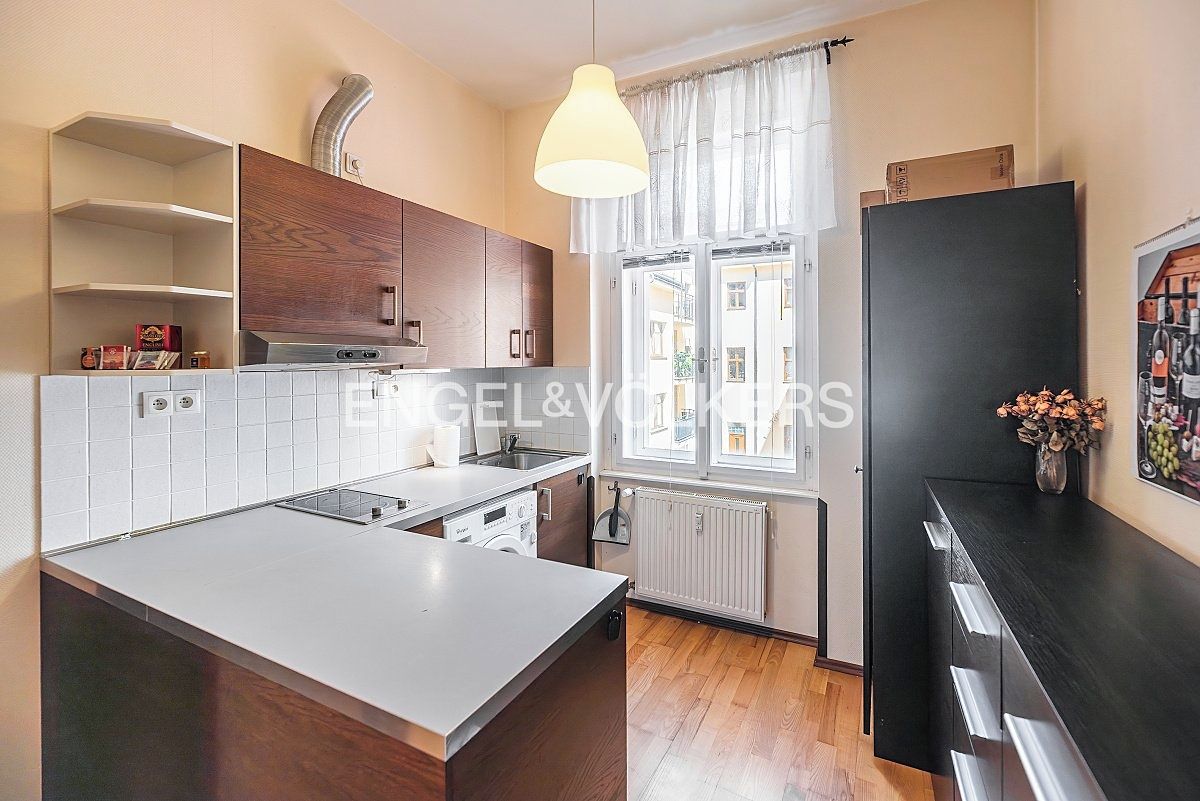Pronájem bytu 2+kk 37 m² – fotografie 2