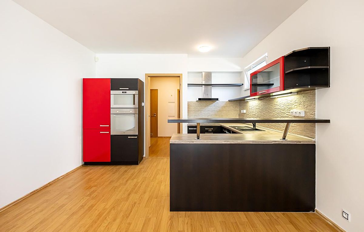 Pronájem bytu 2+kk 56 m² – fotografie 5