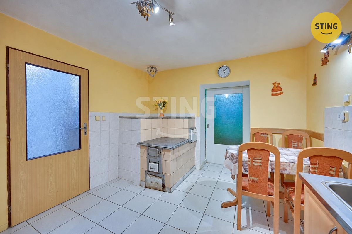 Prodej rodinného domu 140 m², pozemek 2914 m² – fotografie 4
