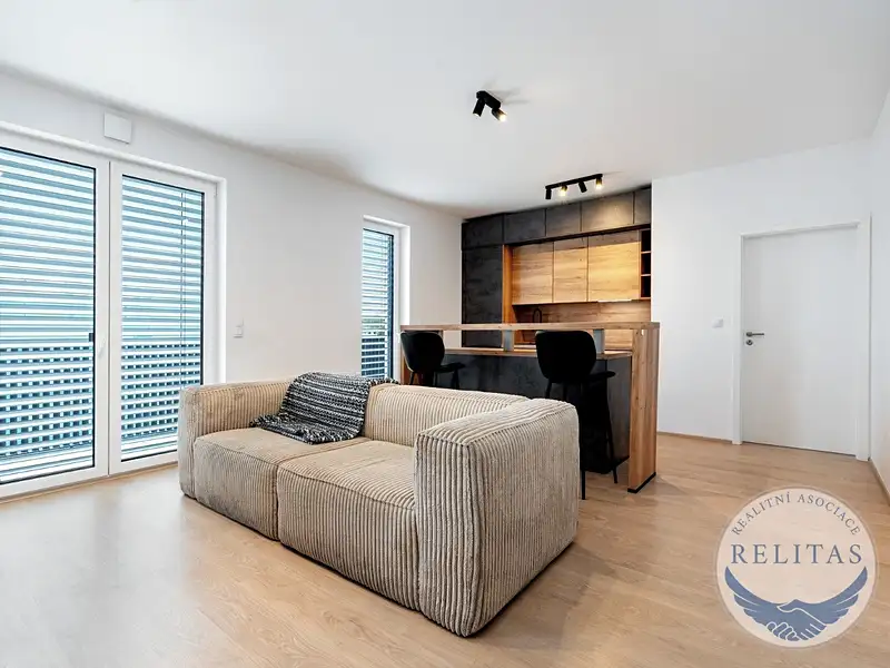 Prodej bytu 4+kk 86 m², Kladno – náhled fotky 2