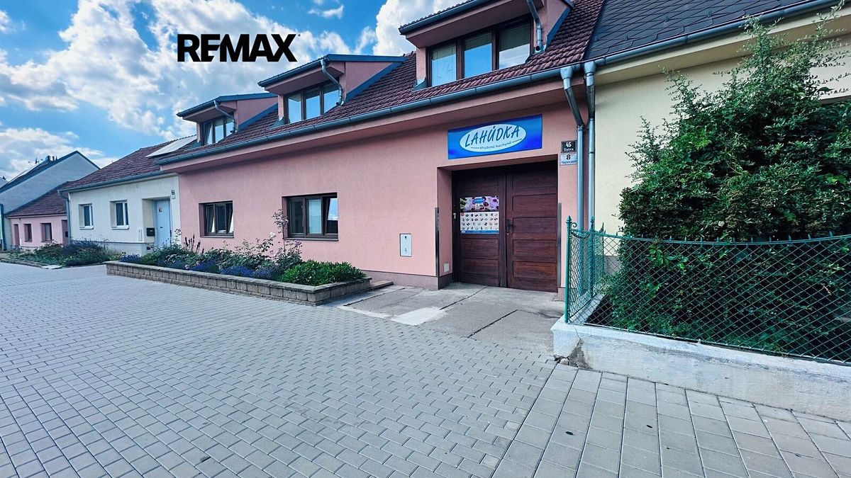 Pronájem bytu 3+kk 80 m²