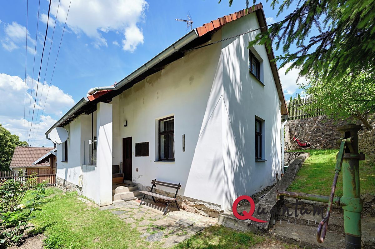Prodej rodinného domu 104 m², pozemek 812 m²