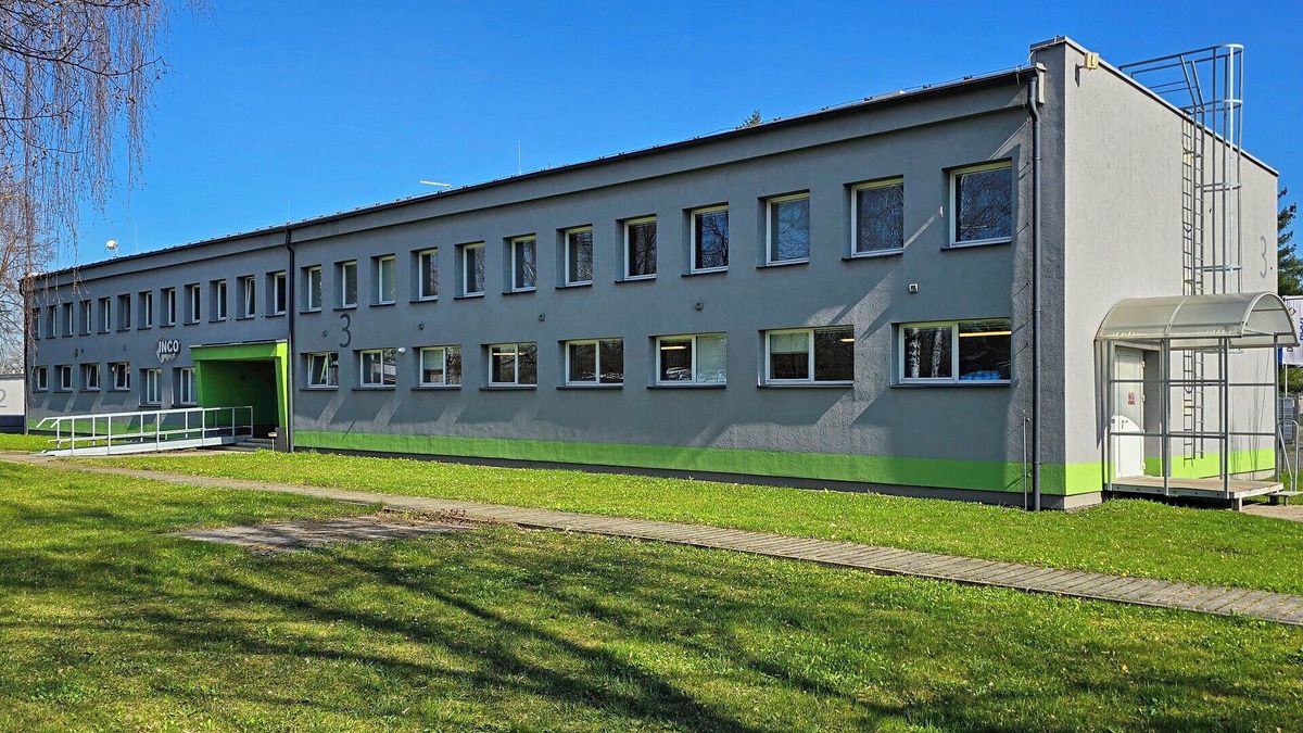 Pronájem obchodního prostoru 442 m² – fotografie 3