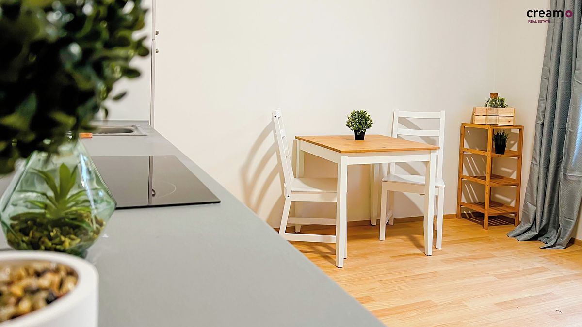 Pronájem bytu 2+kk 44 m² – fotografie 3