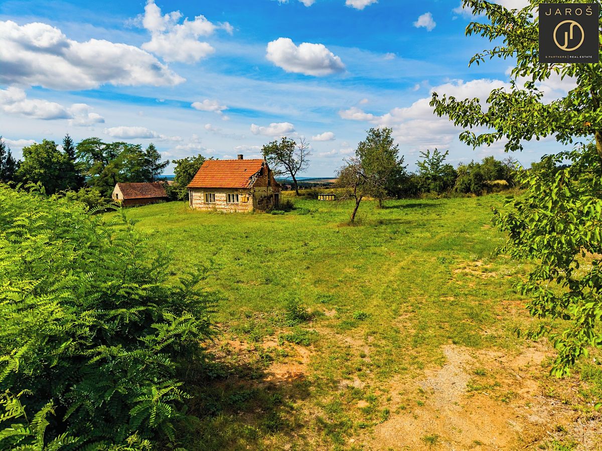 Prodej rodinného domu 50 m², pozemek 2741 m²