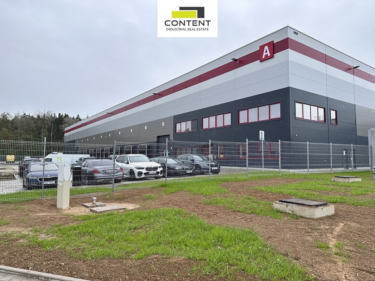 Pronájem skladového prostoru 5088 m² – fotografie 2