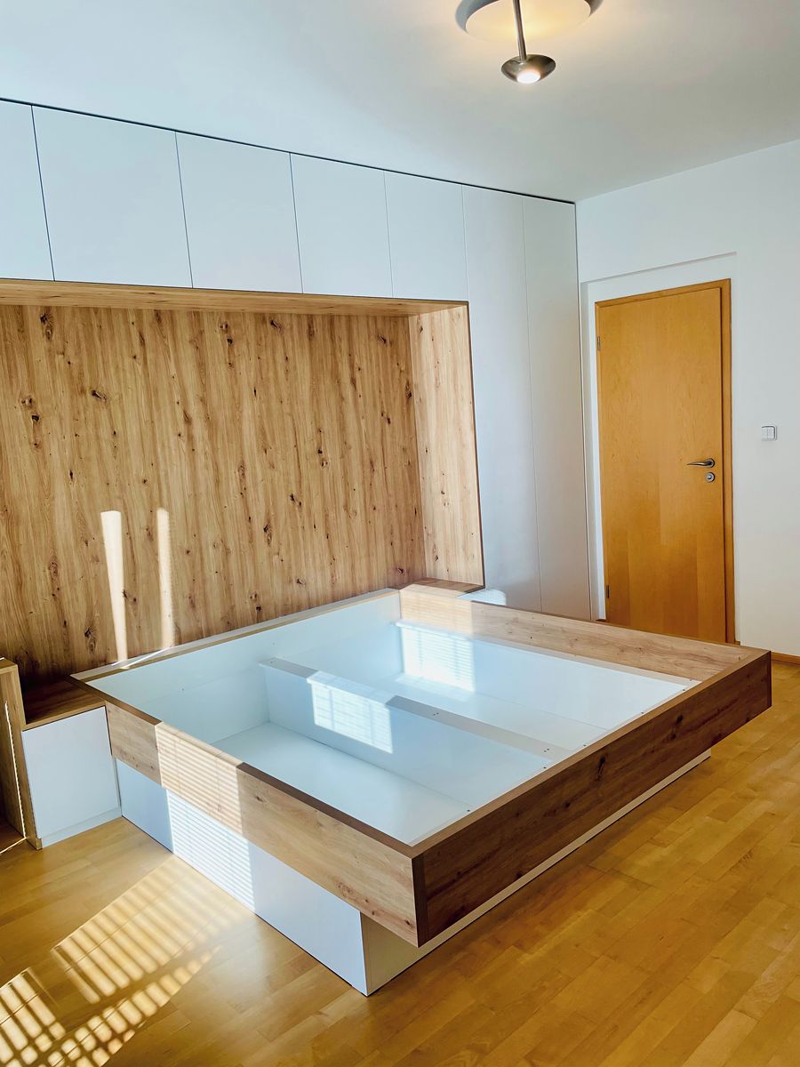 Pronájem bytu 4+kk 111 m² – fotografie 3