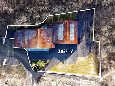Prodej obchodního prostoru 1500 m²