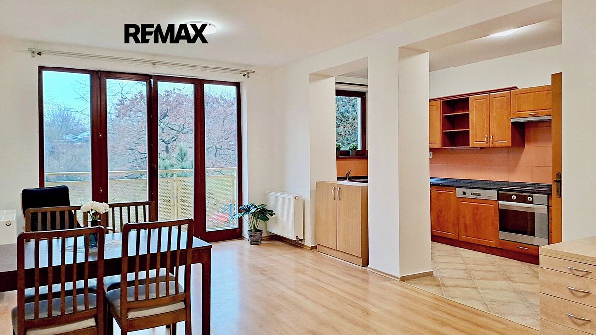 Pronájem bytu 2+kk 69 m² – fotografie 2