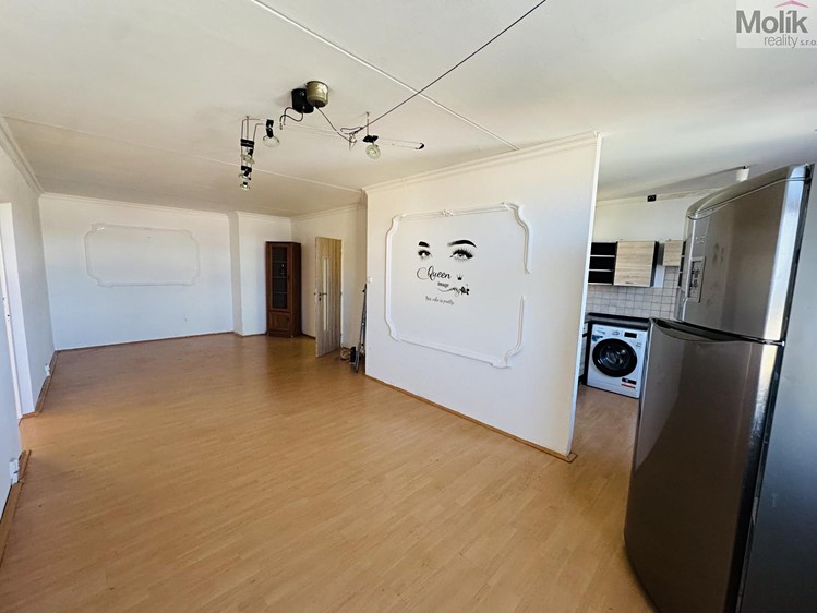 Квартира 3+1 на продаж, 83 м² (13 з 16)