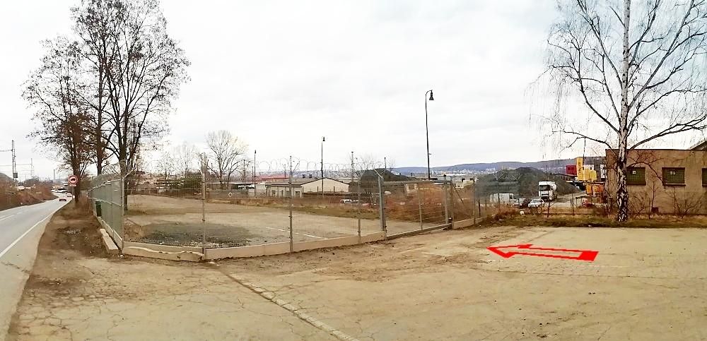 Pronájem komerčního pozemku 3000 m²