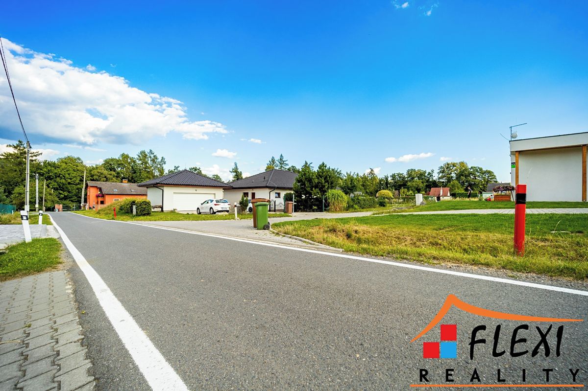 Prodej stavebního pozemku 1403 m² – fotografie 3