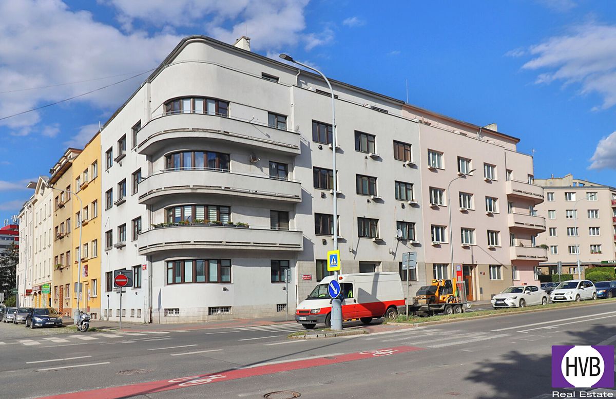 Pronájem bytu 2+kk 62 m² – fotografie 3