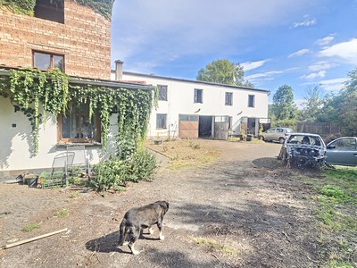 Prodej  rodinného domu 700 m², pozemek 1 643 m²