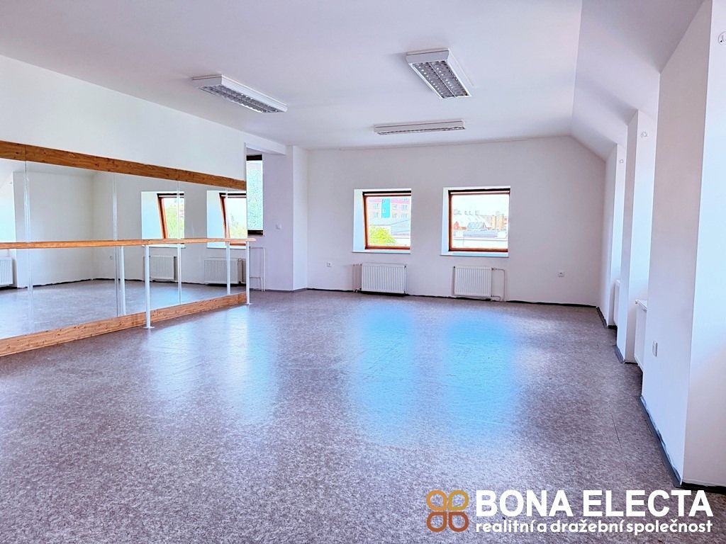 Pronájem komerční nemovitosti 88 m² – fotografie 5