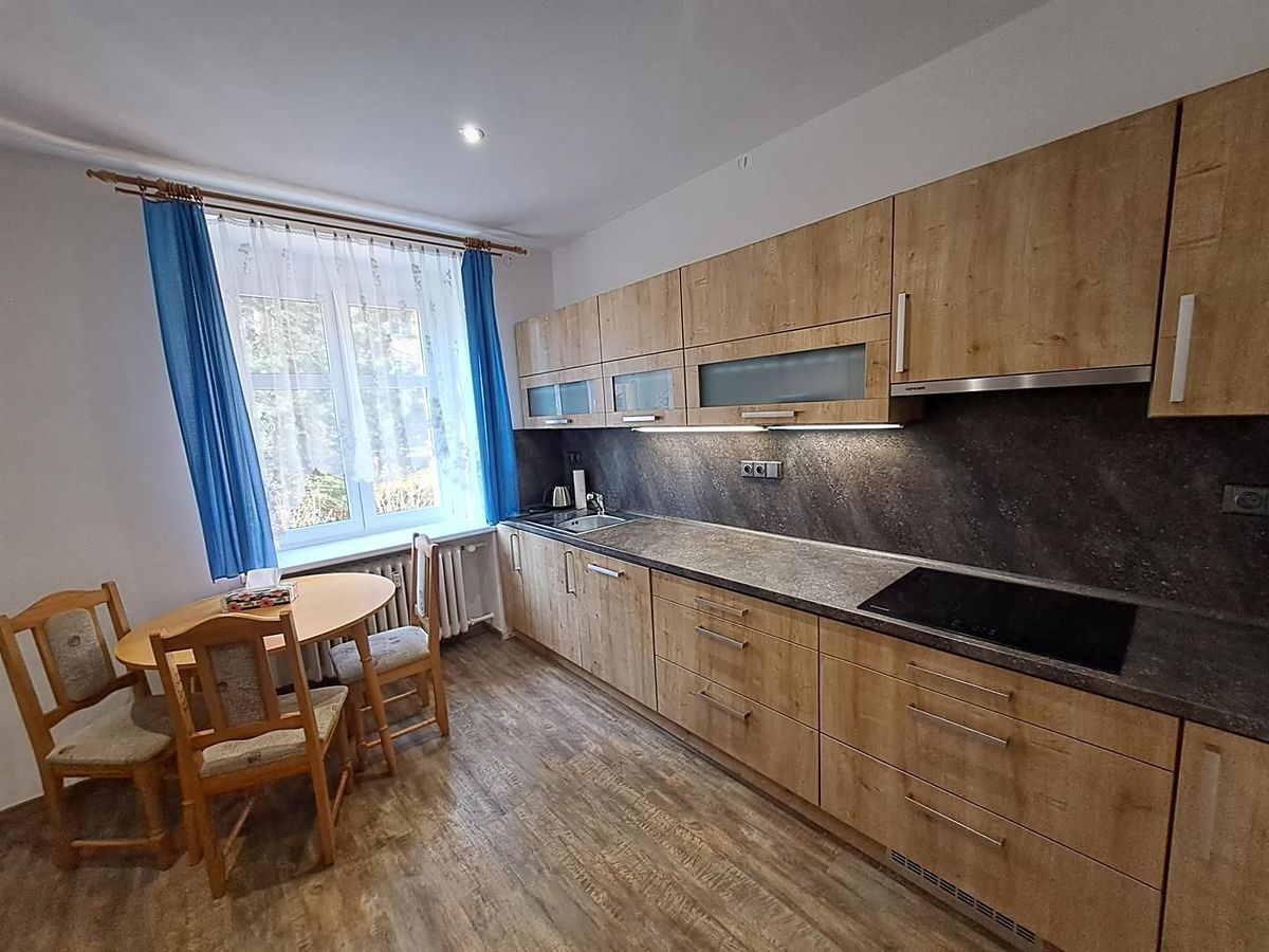Pronájem bytu 4+1 104 m² – fotografie 5