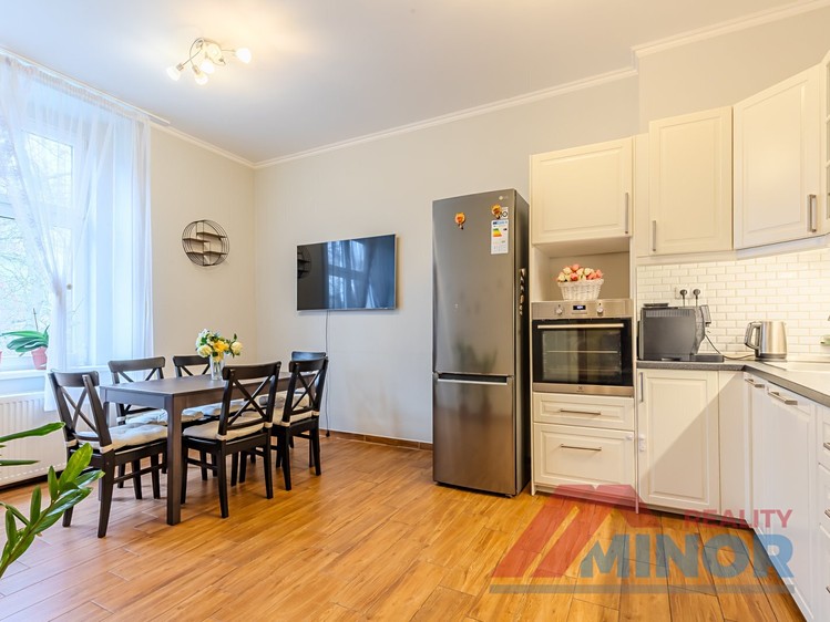 Prodej bytu 3+1, 94 m² (3 z 23)