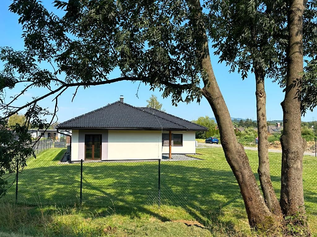 Prodej rodinného domu 146 m², pozemek 1003 m² – fotografie 4