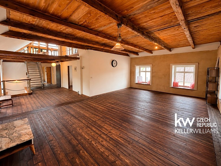 Gewerbefläche zum Kauf, 343 m² (2 von 18)