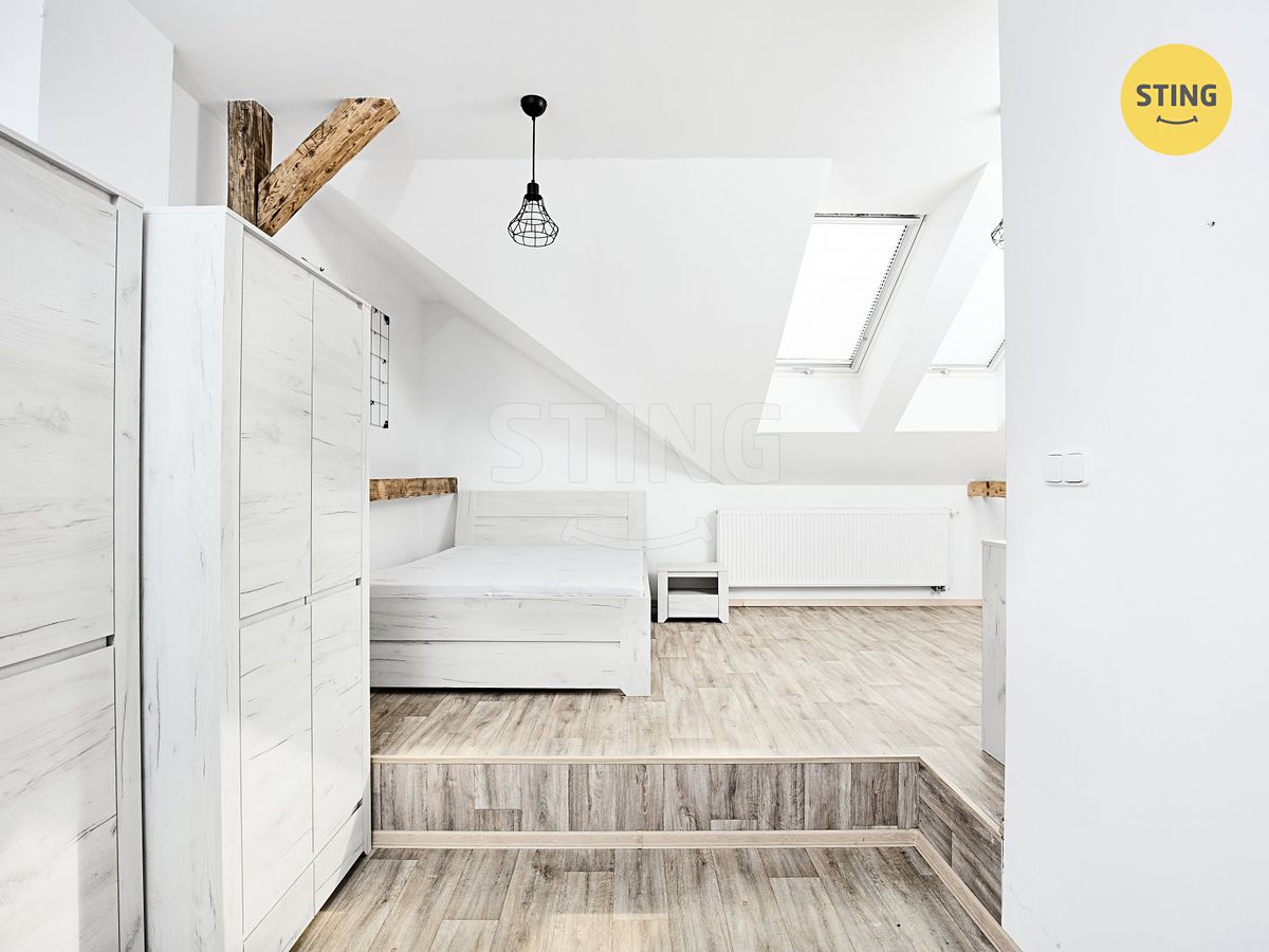 Pronájem bytu 5+1 154 m² – fotografie 3