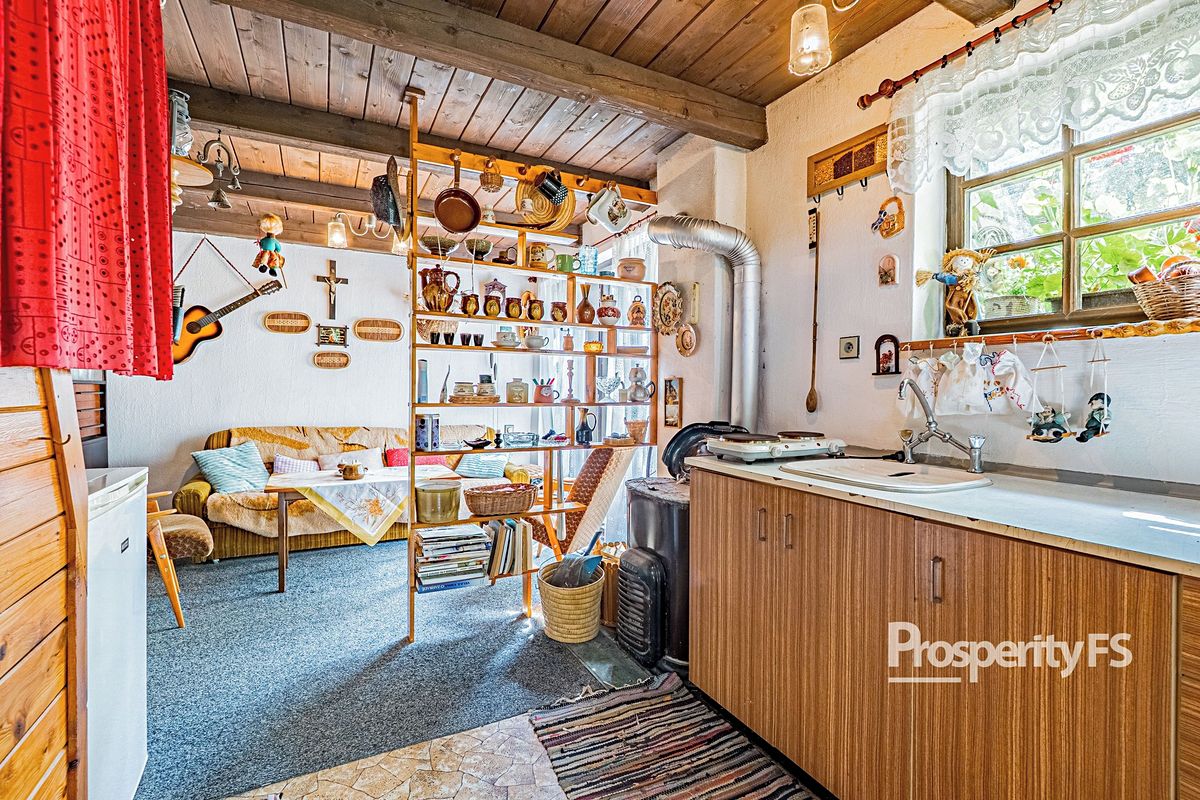 Prodej chaty 58 m², pozemek 323 m² – fotografie 3