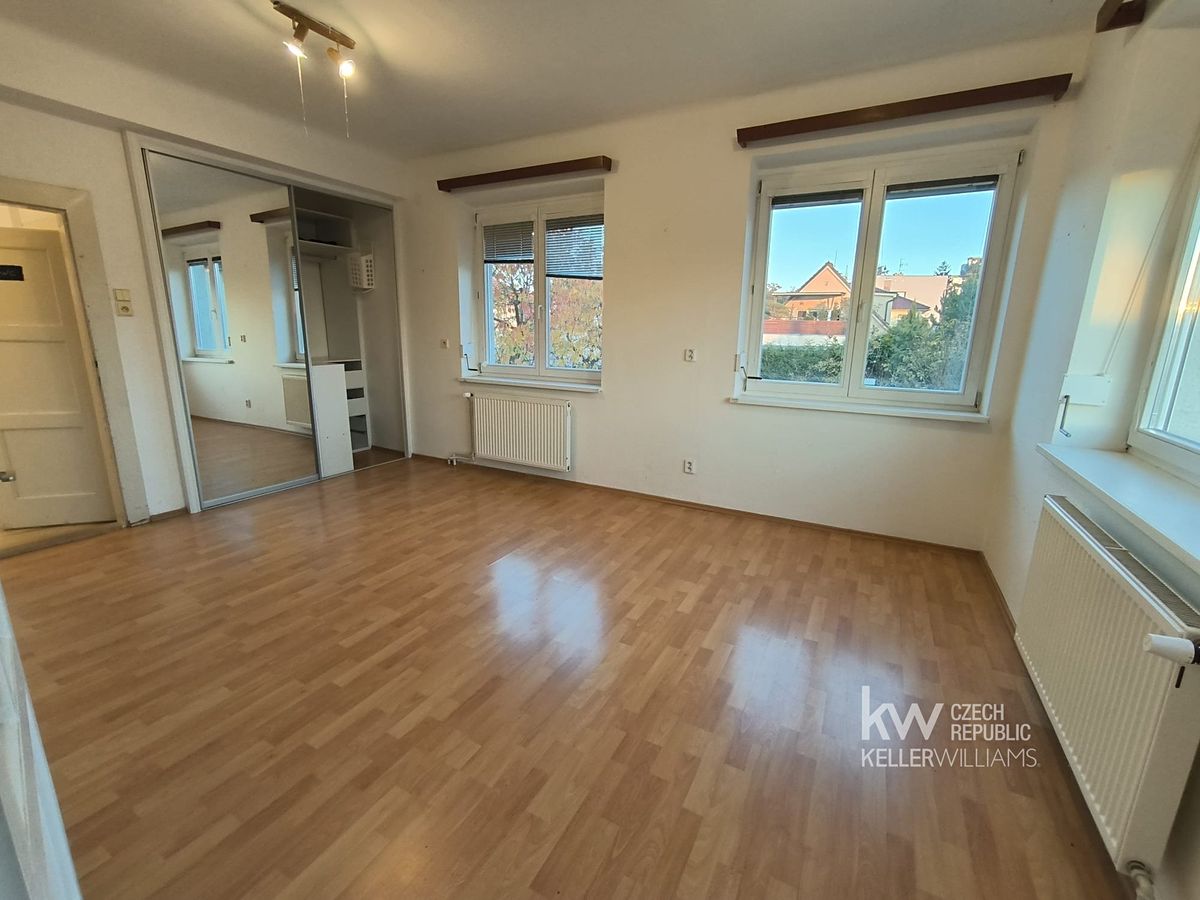 Prodej rodinného domu 150 m², pozemek 516 m² – fotografie 5