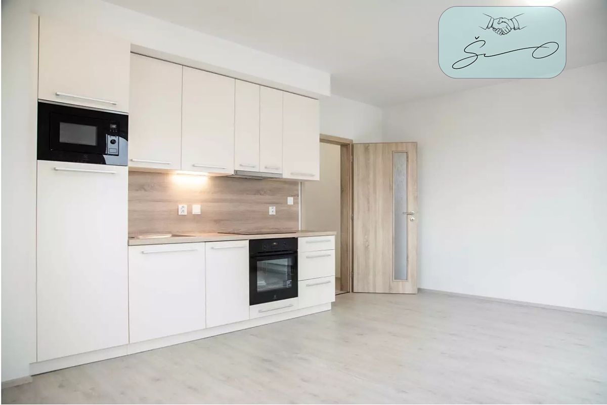 Pronájem bytu 1+kk 34 m²