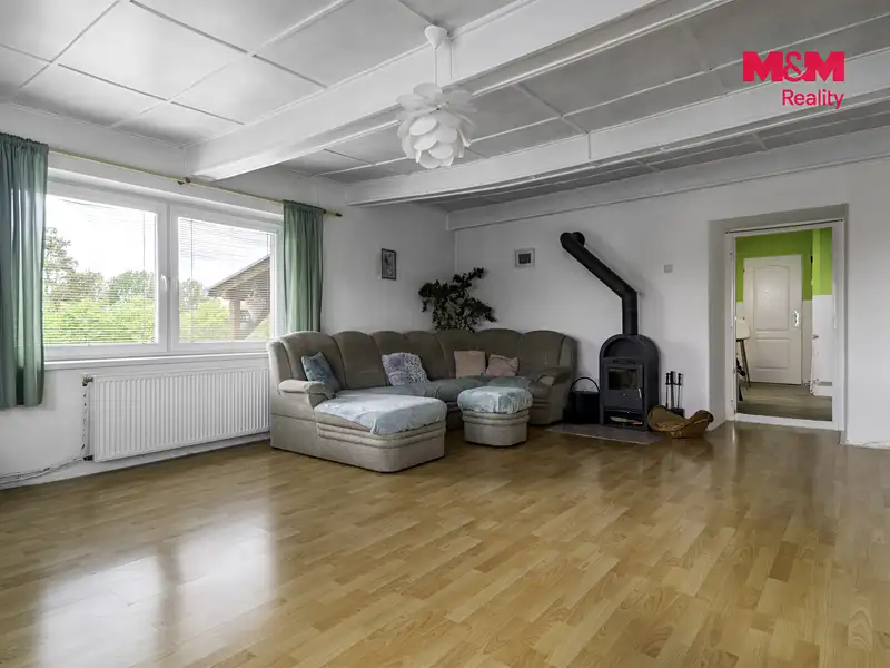 Prodej chalupy 120 m², pozemek 1065 m², Uhersko – náhled fotky 3