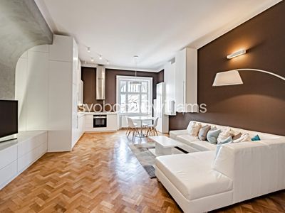 Pronájem bytu 3+kk 114 m²