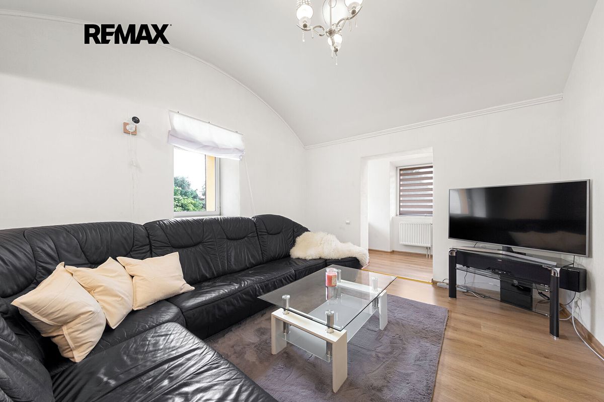 Prodej rodinného domu 104 m², pozemek 862 m² – fotografie 3