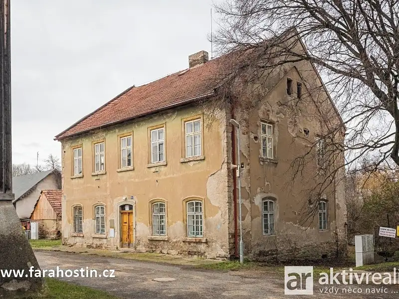 Prodej ubytovacího zařízení 420 m², Hostín u Vojkovic – náhled fotky 2