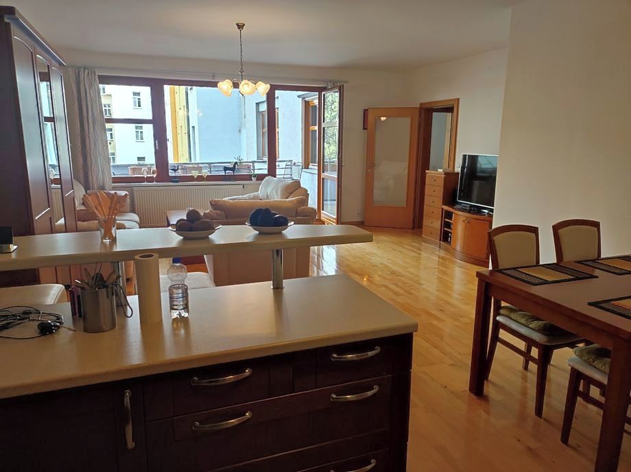 Pronájem bytu 2+kk 66 m²