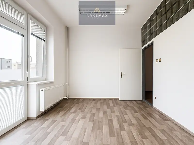 Pronájem obchodního prostoru 15 m², Ostrava – náhled fotky 1