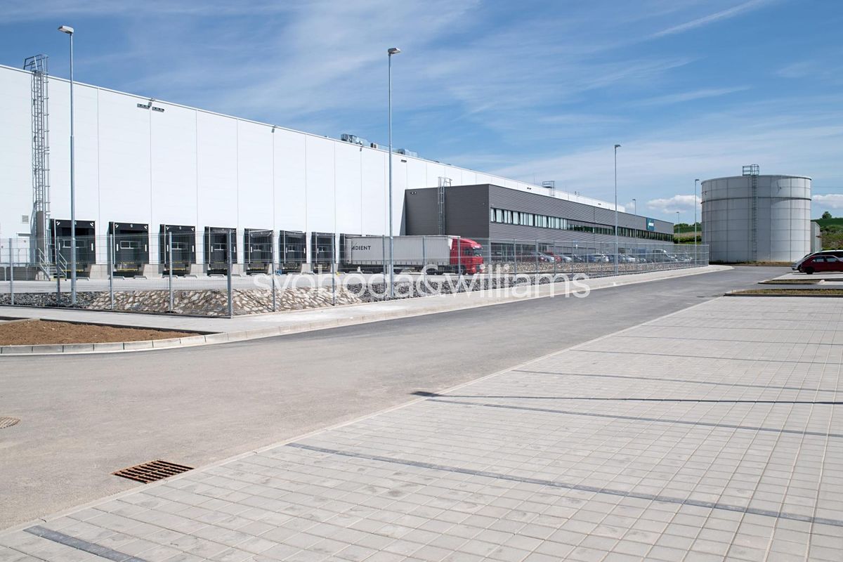 Pronájem skladového prostoru 7258 m² – fotografie 4