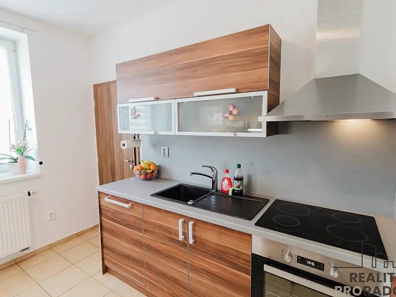 Prodej rodinného domu 100 m², pozemek 300 m², Oslavany – náhled fotky 3